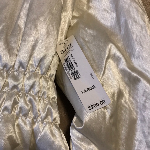 Nice warm jacket - Picture 3 of 3